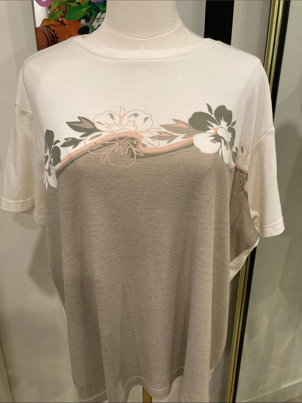 Floral Colorblock Short-Sleeve Tee — White & Taupe